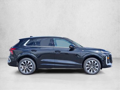 New 2026 Audi Q3 quattro 2.0T image 5