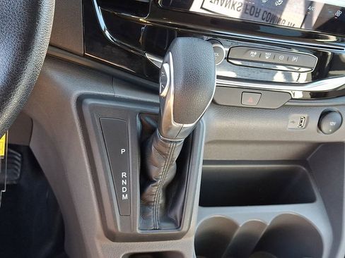 Used 2025 Ford Transit 350 XLT image 21
