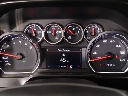 Used 2021 Chevrolet Silverado 1500 LT AWD/4WD image 4