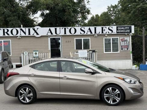Used 2014 Hyundai Elantra Limited FWD image 27