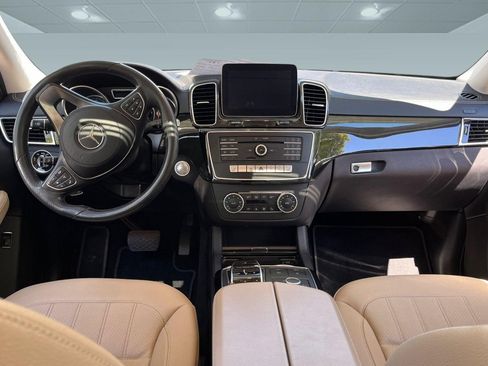 Used 2019 Mercedes-Benz GLS 450 4MATIC image 7