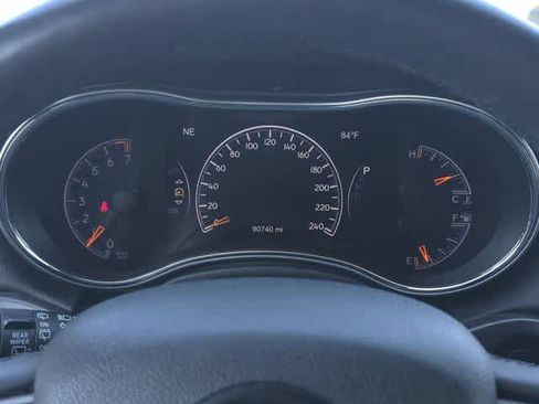 Certified 2018 Jeep Grand Cherokee Altitude AWD/4WD image 32