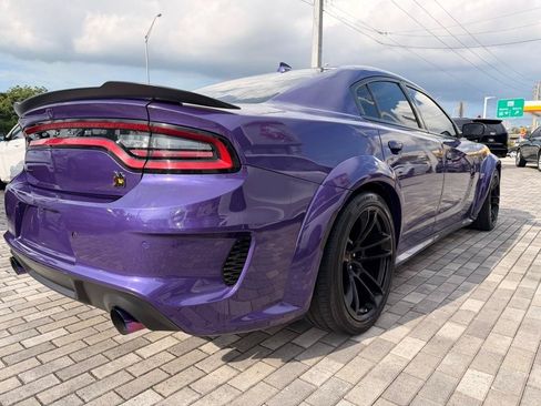 Used 2019 Dodge Charger Scat Pack w/ Navigation & Travel Group RWD image 9