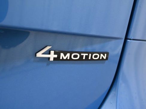 New 2025 Volkswagen ID. Buzz 1st Edition image 22