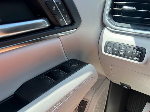 New 2027 GMC Terrain Denali w/ LPO, Floor Liner Package AWD/4WD image 20