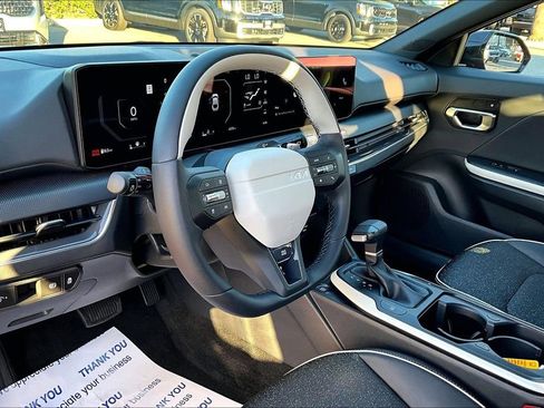 Certified 2025 Kia K4 GT-Line w/ GT-Line Sunroof Package image 9