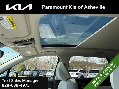 New 2026 Kia Sorento EX image 14