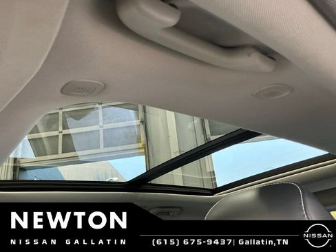 Used 2024 Jeep Grand Cherokee Limited 4xe AWD/4WD image 10