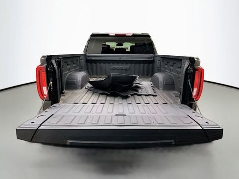 Used 2023 GMC Sierra 1500 AT4 image 30