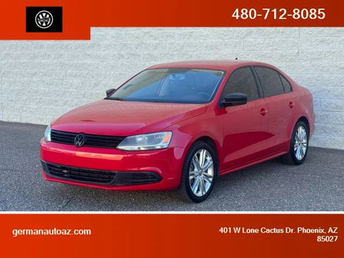Used 2014 Volkswagen Jetta TDI Value Edition image 1