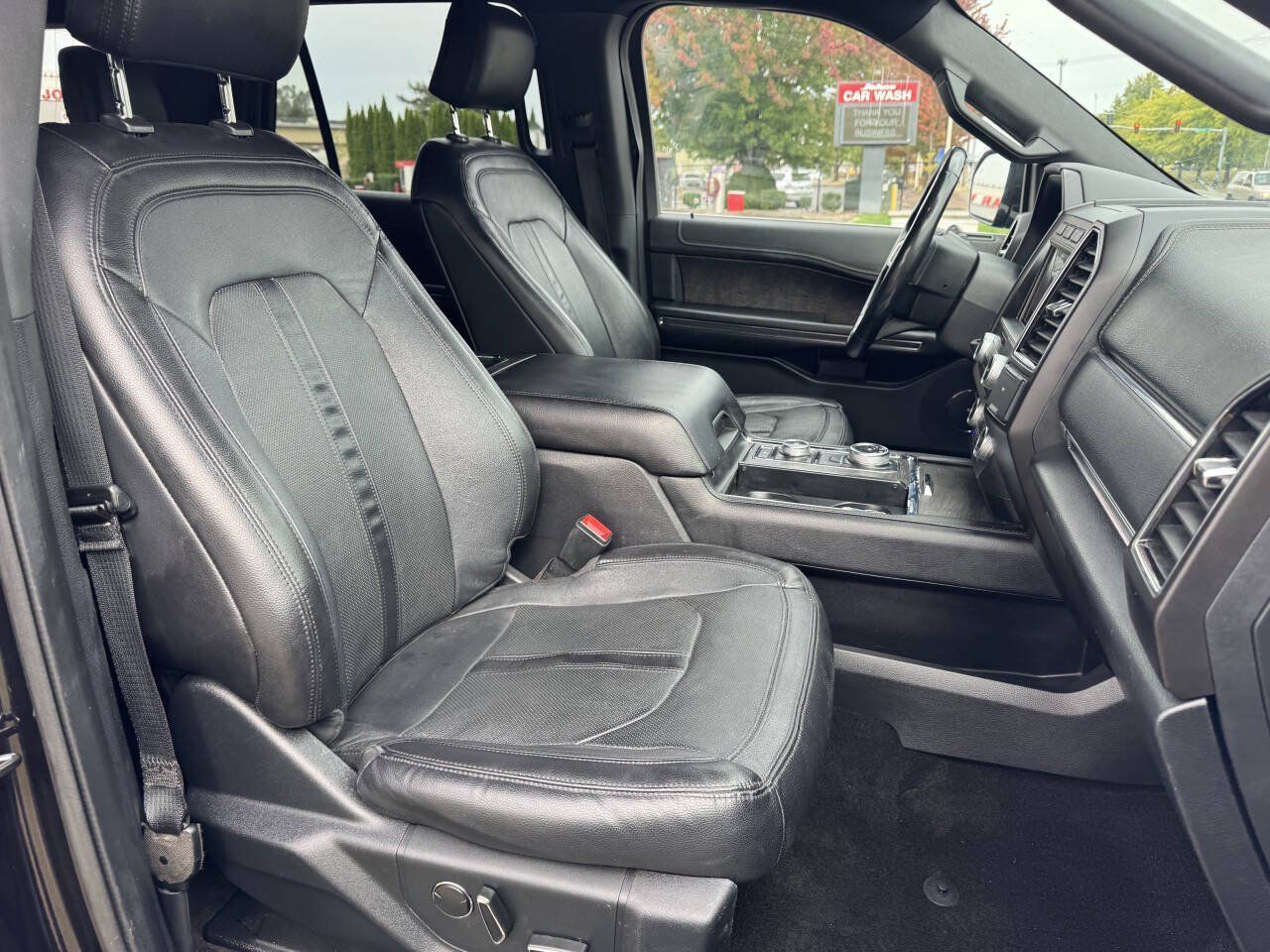Used 2020 Ford Expedition Max Limited AWD/4WD image 11