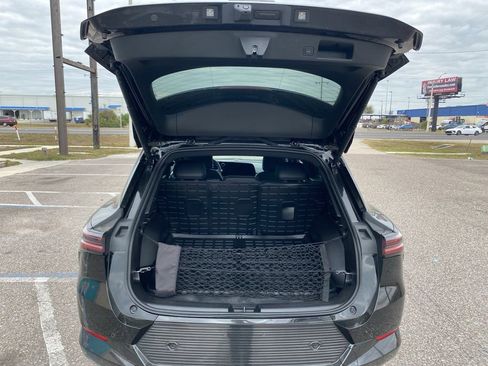 Used 2024 Chevrolet Equinox EV LT image 13