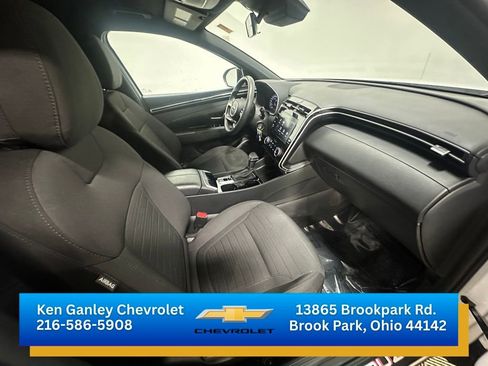 Used 2024 Hyundai Santa Cruz SE AWD/4WD image 23
