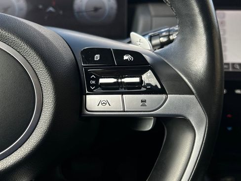 Used 2024 Hyundai Tucson Limited image 32