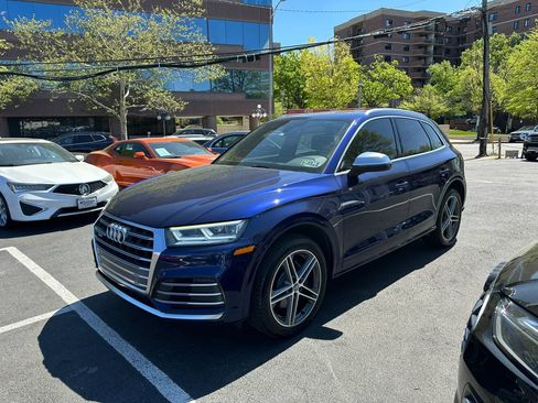Used 2019 Audi SQ5 Premium Plus w/ Premium Plus Package image 2