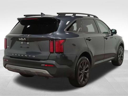 Used 2022 Kia Sorento SX Prestige w/ Rust Color Package AWD/4WD image 3