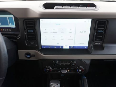 Certified 2023 Ford Bronco Wildtrak image 8