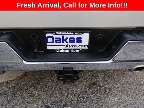 Used 2022 Chevrolet Silverado 1500 LT w/ Z71 Off-Road Package image 19