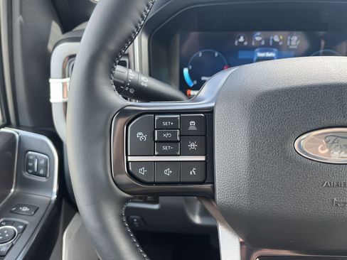 New 2026 Ford F250 Platinum image 21