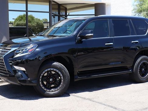 Used 2020 Lexus GX 460 Luxury w/ Off Road Package AWD/4WD image 3