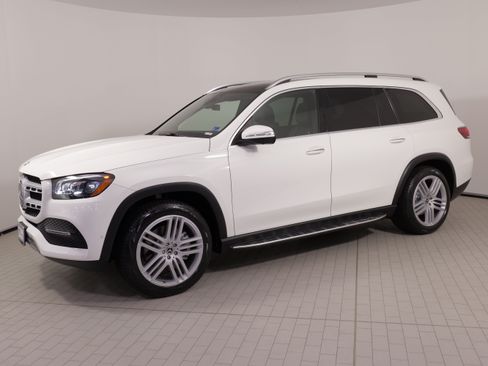 Used 2022 Mercedes-Benz GLS 450 4MATIC image 1