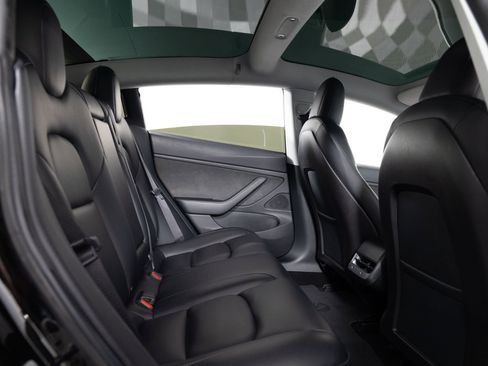 Used 2019 Tesla Model 3 Long Range image 21