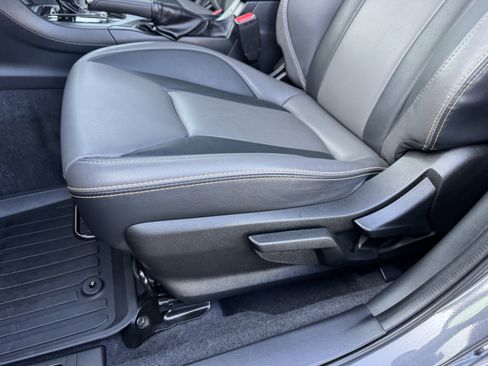 Used 2021 Subaru Crosstrek 2.5i Sport w/ Moonroof Package image 15