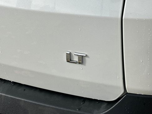 Used 2018 Chevrolet Traverse LT image 28