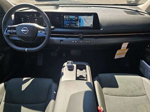 New 2025 Nissan Ariya AWD image 9