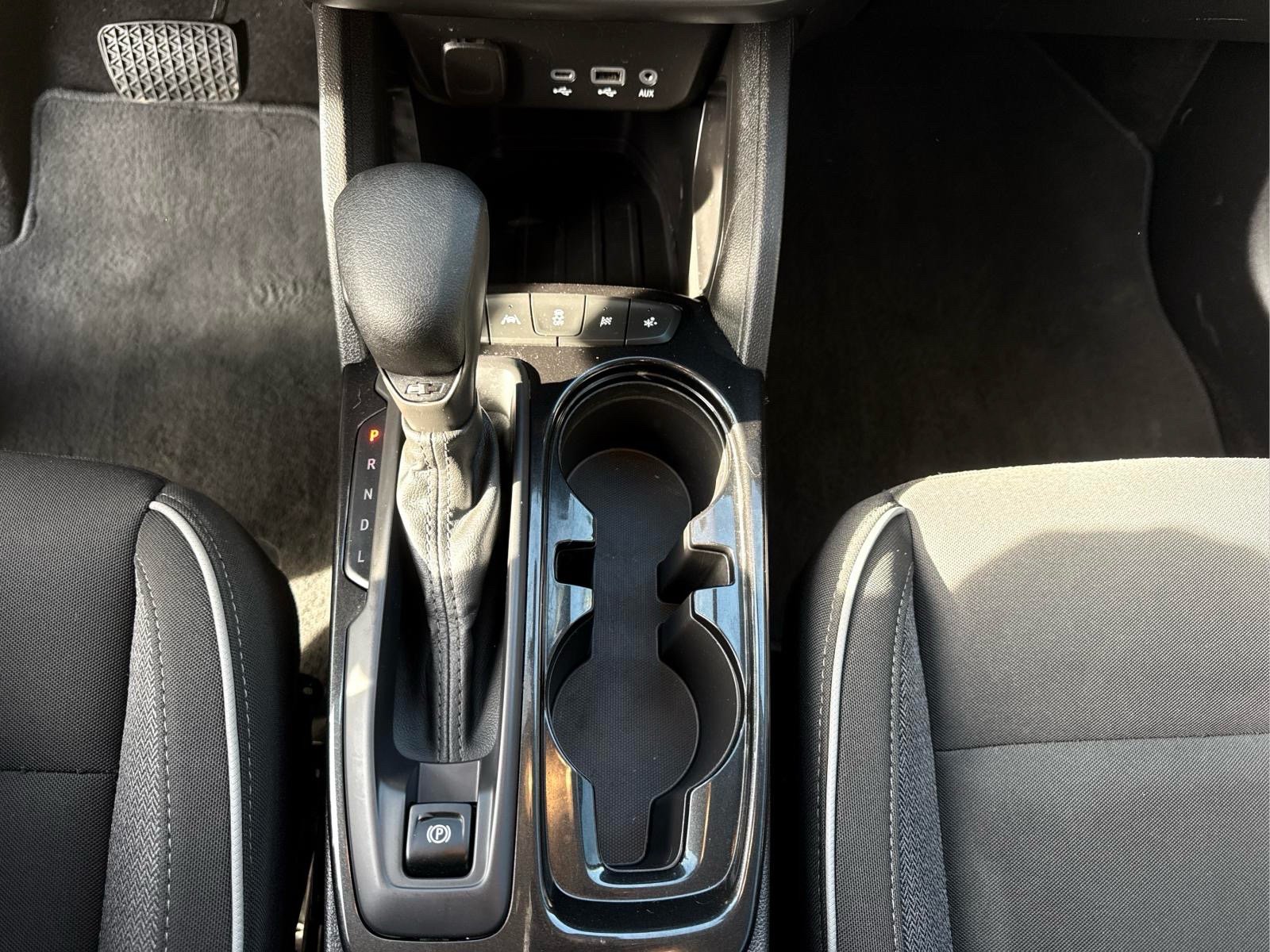 Used 2022 Chevrolet TrailBlazer LT w/ Convenience Package FWD image 23