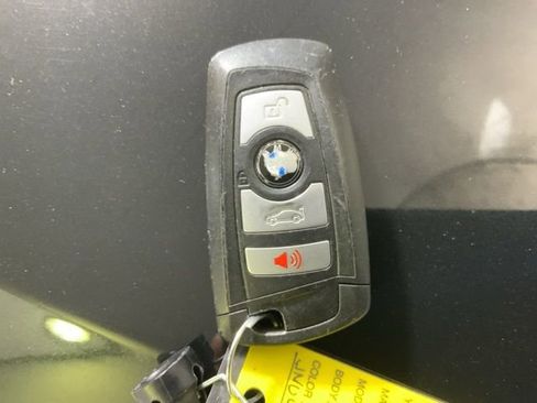 Used 2018 BMW 320i xDrive Sedan image 44