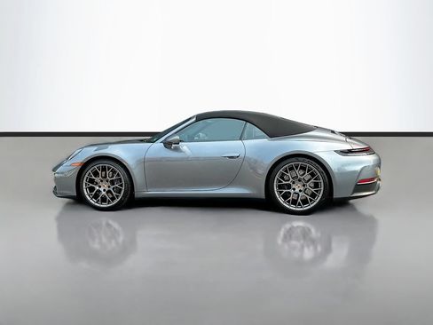 Certified 2025 Porsche 911 Carrera Cabriolet RWD image 2
