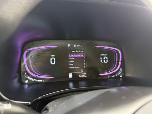 Used 2025 Kia Soul LX w/ LX Technology Package FWD image 38