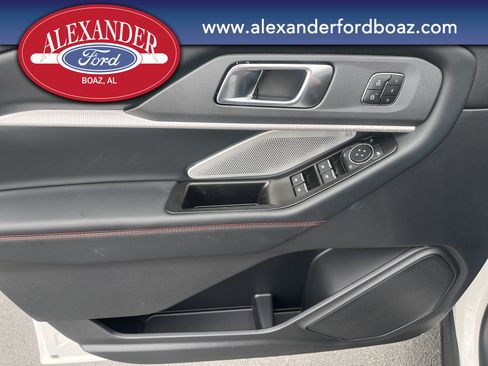New 2026 Ford Explorer ST image 10