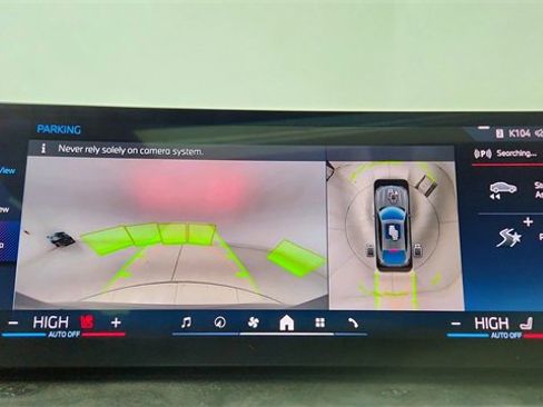 Used 2024 BMW X6 M60i image 46