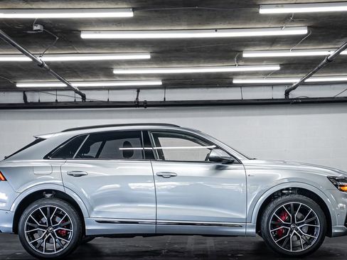 Used 2023 Audi Q8 Premium Plus w/ Premium Plus Package AWD/4WD image 6