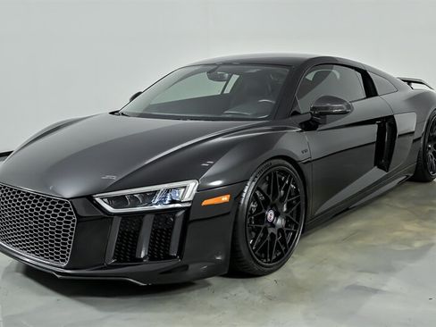 Used 2017 Audi R8 V10 plus AWD/4WD image 5
