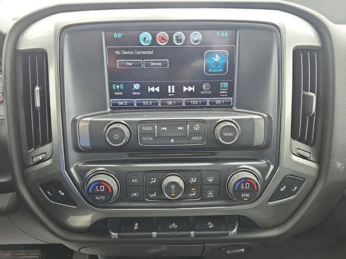 Used 2018 Chevrolet Silverado 1500 LT w/ All Star Edition image 23