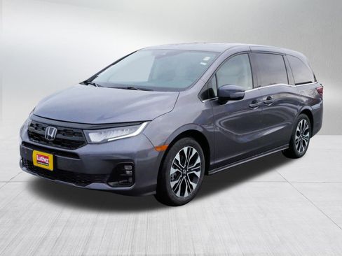 Certified 2026 Honda Odyssey Elite image 3