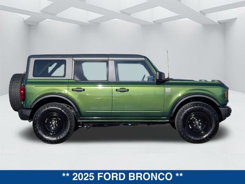 Certified 2025 Ford Bronco Big Bend image 3