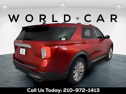 Used 2023 Ford Explorer King Ranch w/ Technology Package image 7