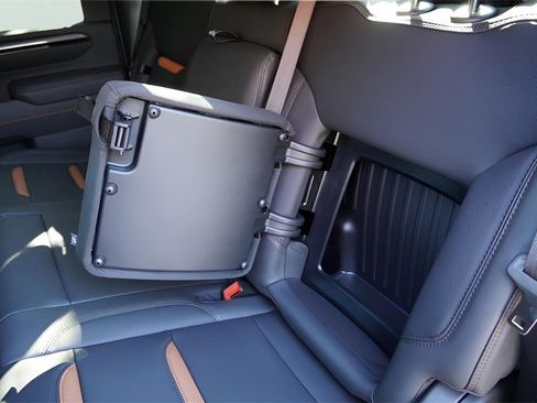 New 2026 GMC Sierra 2500 AT4 w/ AT4 Premium Plus Package image 36