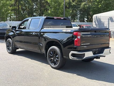 Used 2024 Chevrolet Silverado 1500 LT AWD/4WD image 11