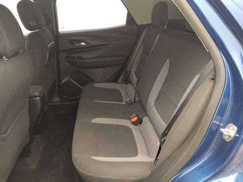 Used 2021 Chevrolet TrailBlazer LS FWD image 18