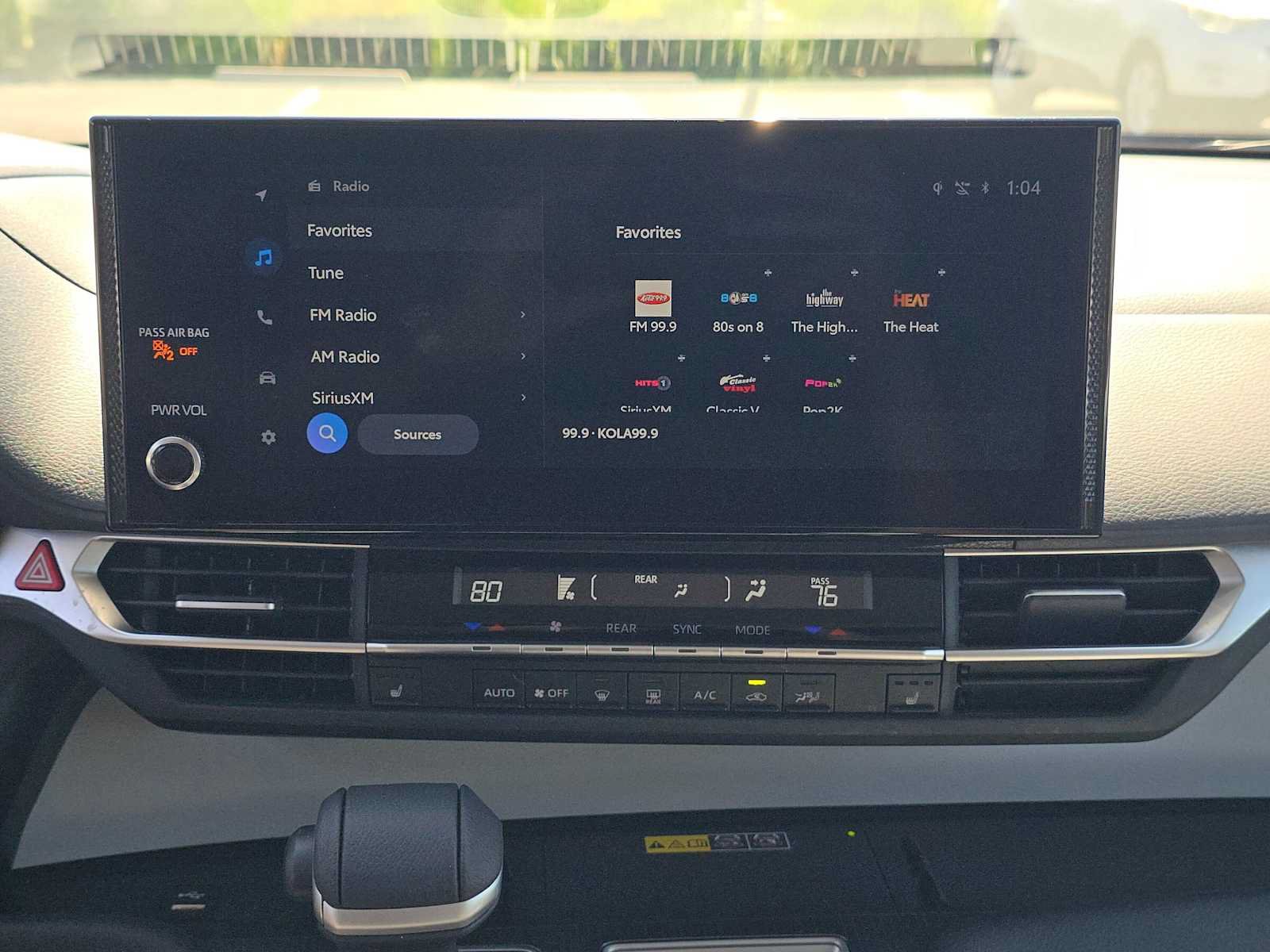 Certified 2025 Toyota Sienna XLE w/ XLE Plus Package FWD image 27