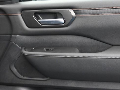 New 2025 Nissan Armada PRO-4X w/ Pro-4X Premium Package image 36