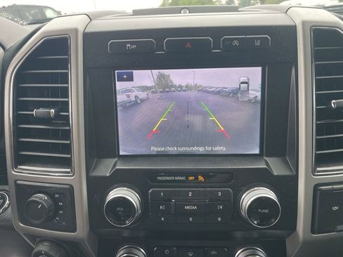 Used 2020 Ford F150 Lariat w/ Equipment Group 502A Luxury AWD/4WD image 23