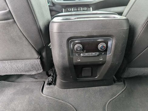Used 2021 Chevrolet Tahoe Premier AWD/4WD image 22