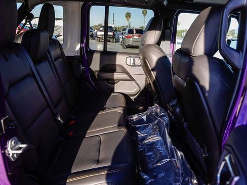 New 2026 Jeep Wrangler Unlimited Sahara AWD/4WD image 20