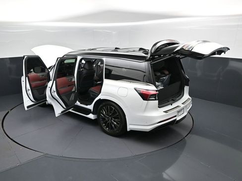 New 2026 INFINITI QX80 Autograph image 50